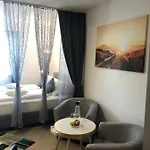 Fremdenzimmer& Appartementhaus Blassnig Otel
