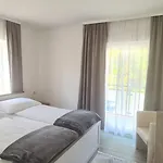 Fremdenzimmer& Appartementhaus Blassnig 2*
