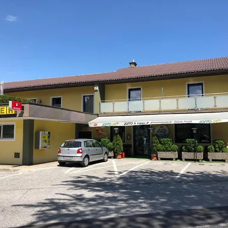 Fremdenzimmer& Appartementhaus Blassnig