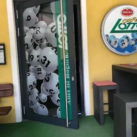 Fremdenzimmer& Appartementhaus Blassnig 酒店 2*