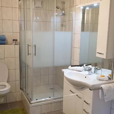 Fremdenzimmer& Appartementhaus Blassnig 호텔