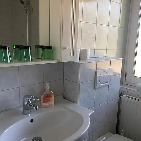 Fremdenzimmer& Appartementhaus Blassnig 호텔 Finkenstein am Faaker See