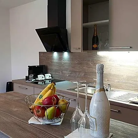 Fremdenzimmer& Appartementhaus Blassnig 호텔