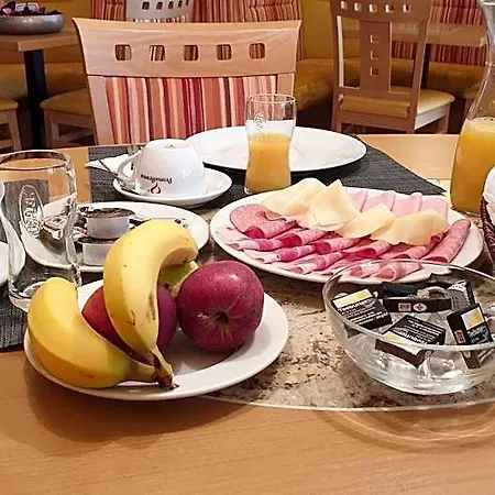 Fremdenzimmer& Appartementhaus Blassnig Finkenstein am Faaker See