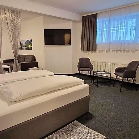 호텔 Fremdenzimmer& Appartementhaus Blassnig